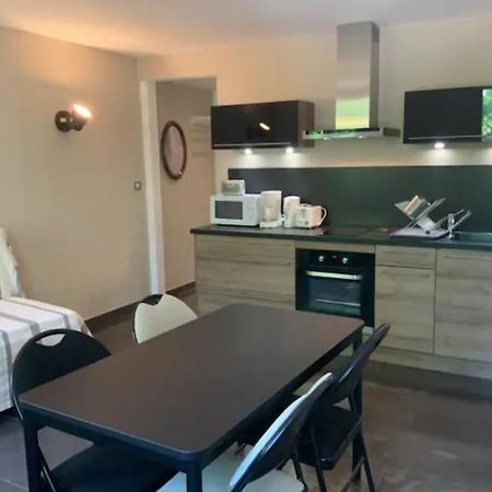 Apartament Centre Historique De Frejus - Face A La Mairie Zewnętrze zdjęcie