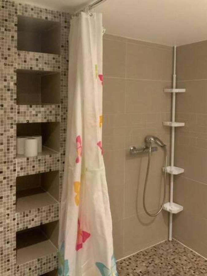 Apartament Centre Historique De Frejus - Face A La Mairie Zewnętrze zdjęcie